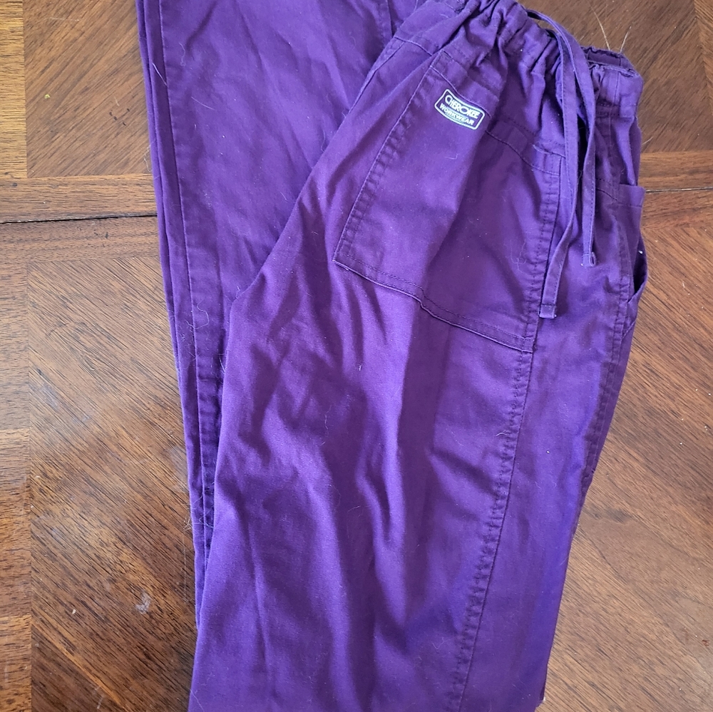 Cherokee workwear scrubs set